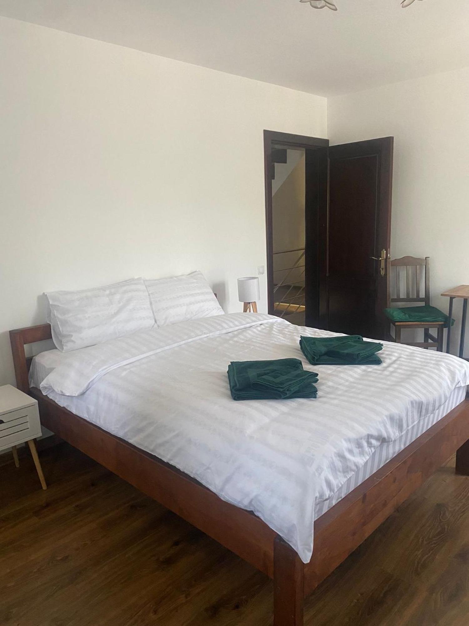 La Luca Hotel Maliuc Buitenkant foto